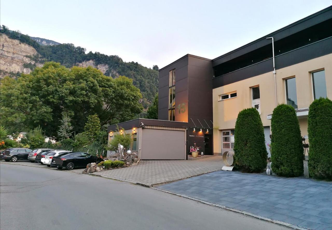 Business Apartments 霍恩埃姆斯 外观 照片