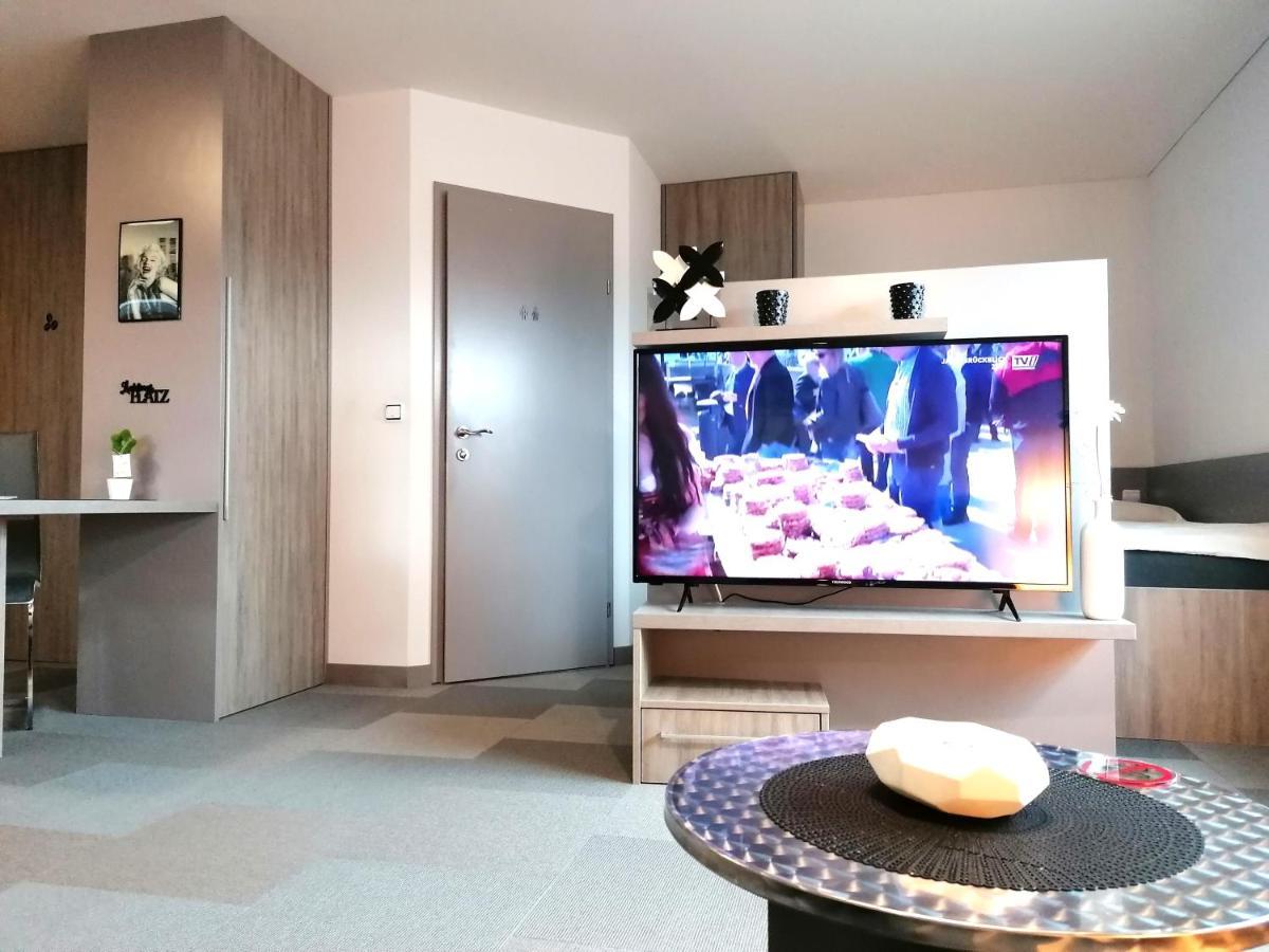 Business Apartments 霍恩埃姆斯 外观 照片