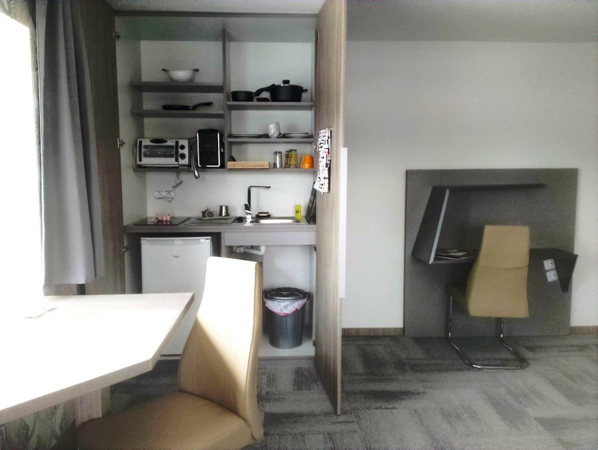 Business Apartments 霍恩埃姆斯 外观 照片